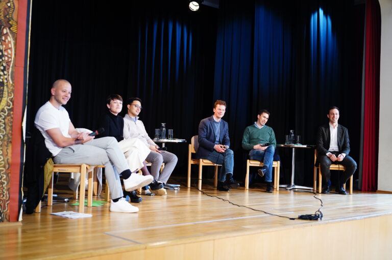 Podiumsdiskussion